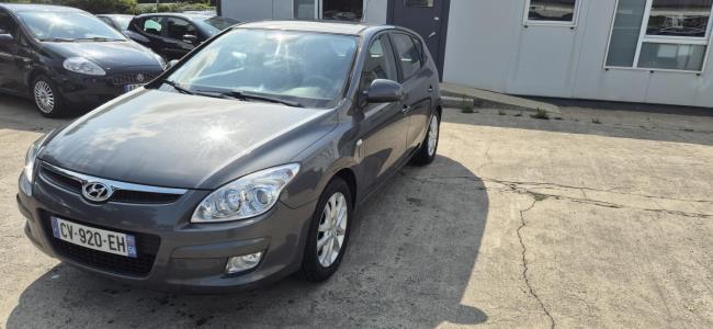HYUNDAI i30 - 1.6 CRDi 115CH - EURO 2008