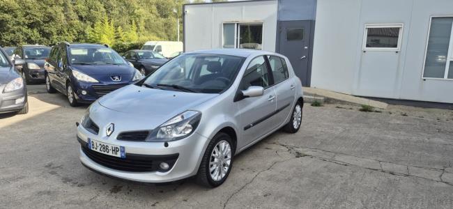 RENAULT Clio 3 - 1.5 dCi 85CH Privilège