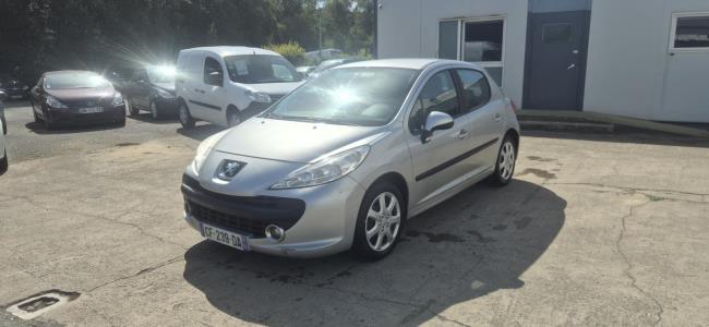 PEUGEOT 207 1.6 HDi 90ch - Premium Pack