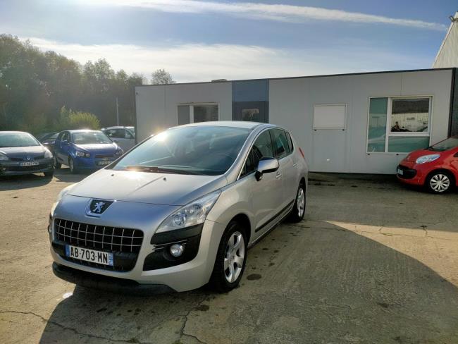  PEUGEOT 3008 1.6 HDi 110ch FAP Premium Pack