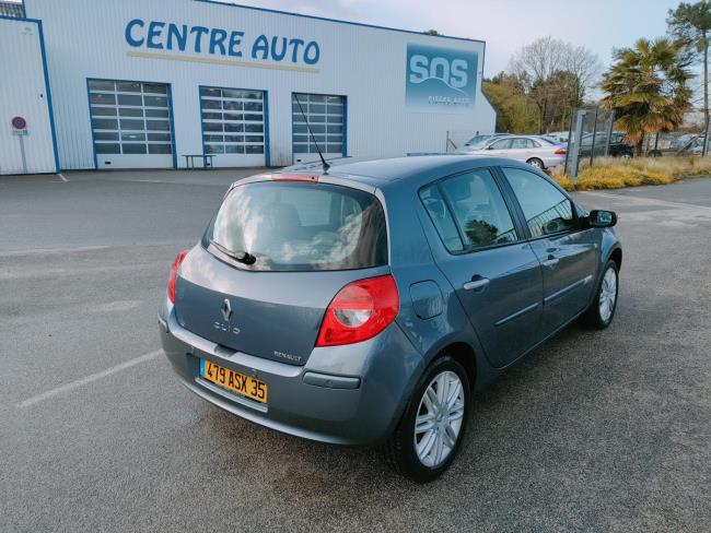 RENAULT Scenic 3 - 1.6 DCi 130CH  Initiale